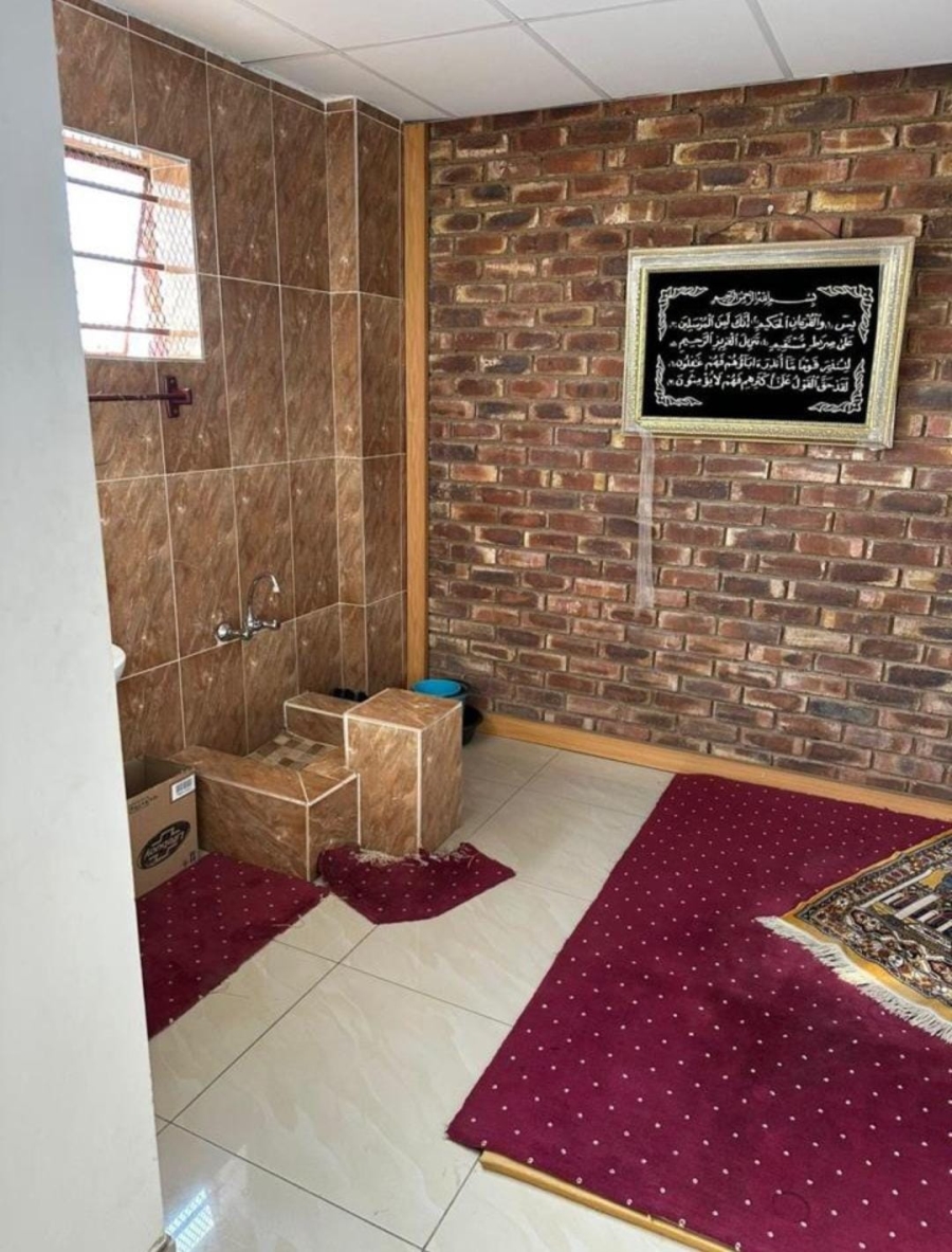 Commercial Property for Sale in Mafikeng Industrial North West